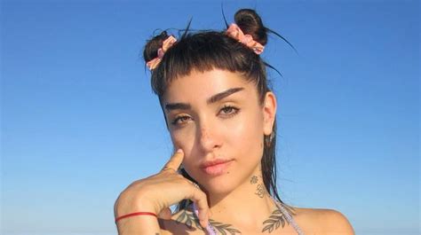 erome maria becerra|María Becerra deslumbró con una MICROBIKINI triángulo .